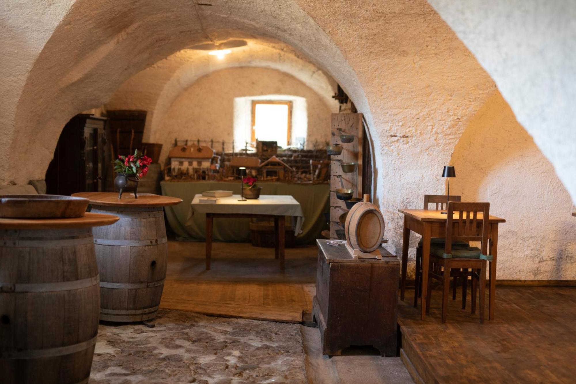 Baron Di Pauli Apartment Caldaro Bagian luar foto